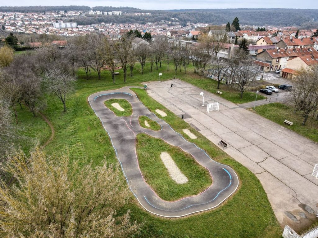 pumptrack Homécourt Meurthe-et-Moselle marquage piste