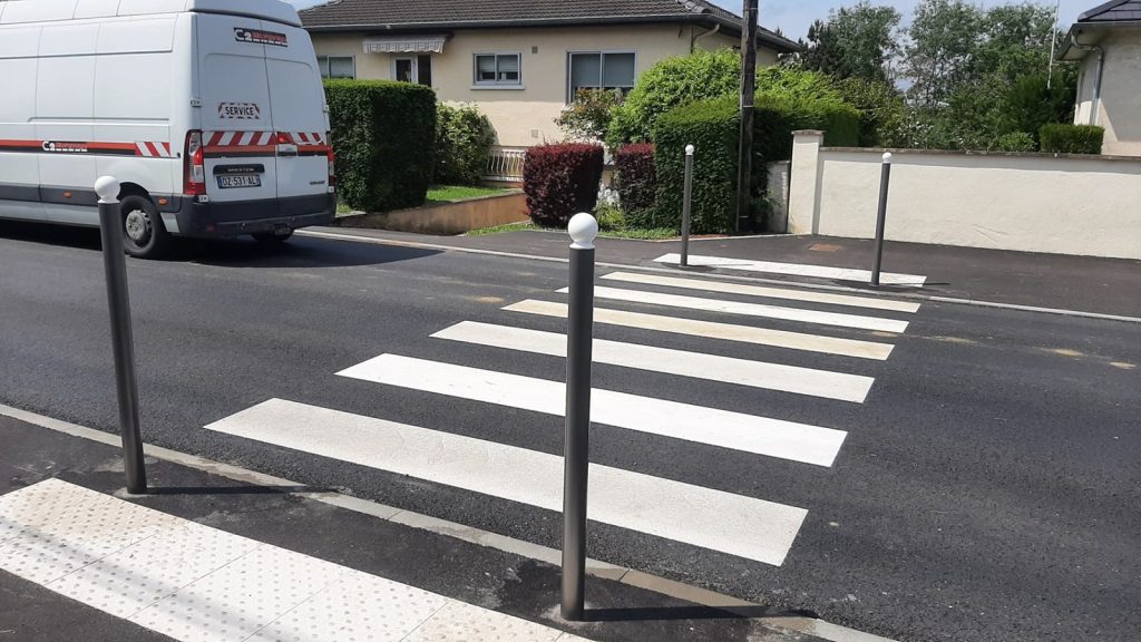 passage piéton accessibilité PMR voirie