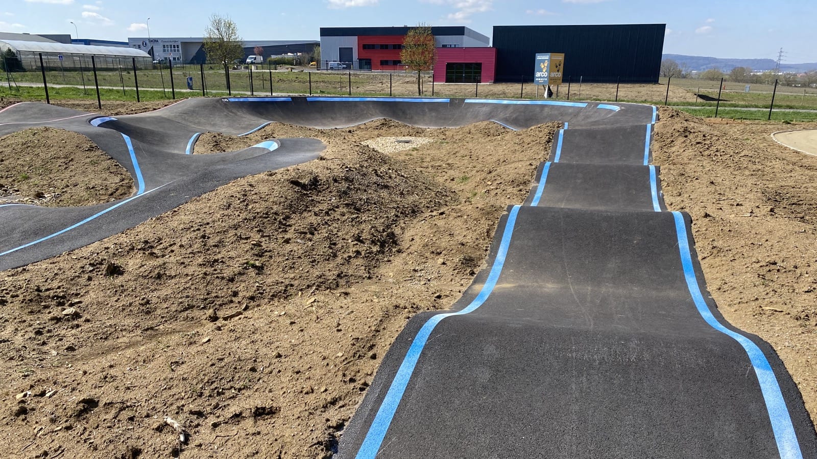 Pumptrack de Bertrange (57) - Réalisation C2 MARQUAGE