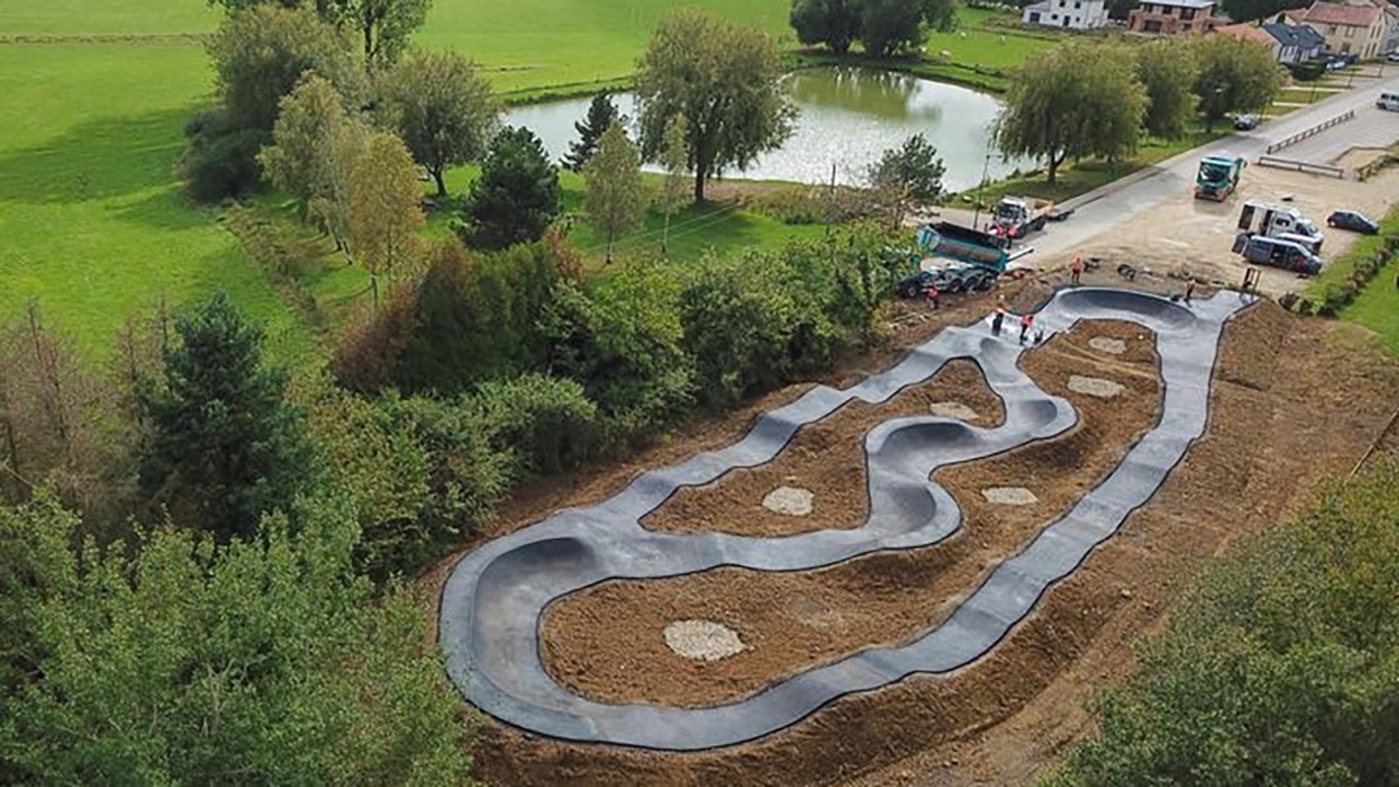 Pumptrack de Boulange (57) - Réalisation C2 MARQUAGE