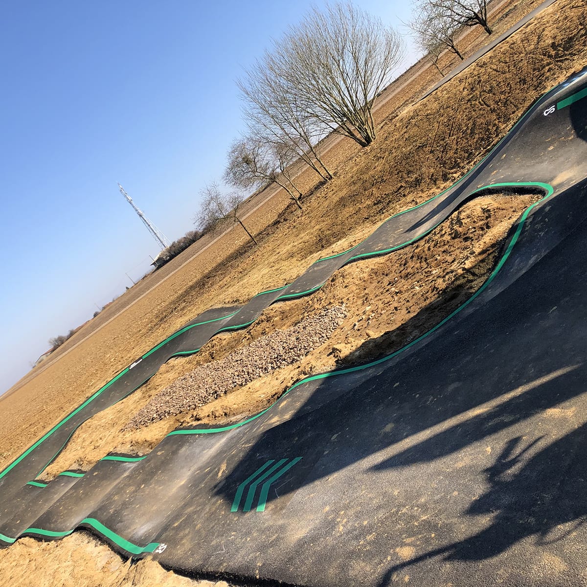 Pumptrack de Cosnes-et-Romain (54) - Réalisation C2 MARQUAGE