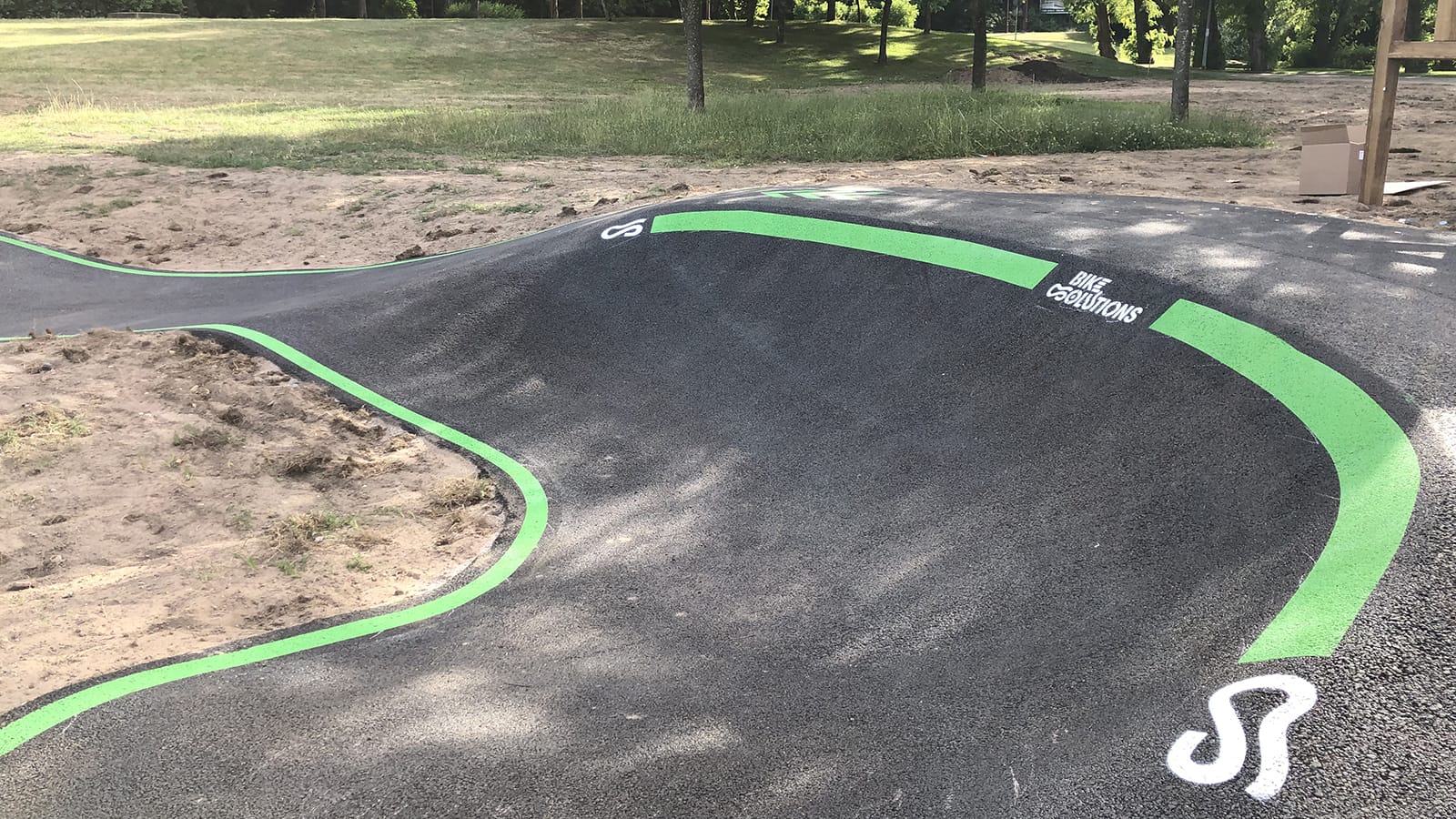 Pumptrack de Creutzwald (57) - Réalisation C2 MARQUAGE