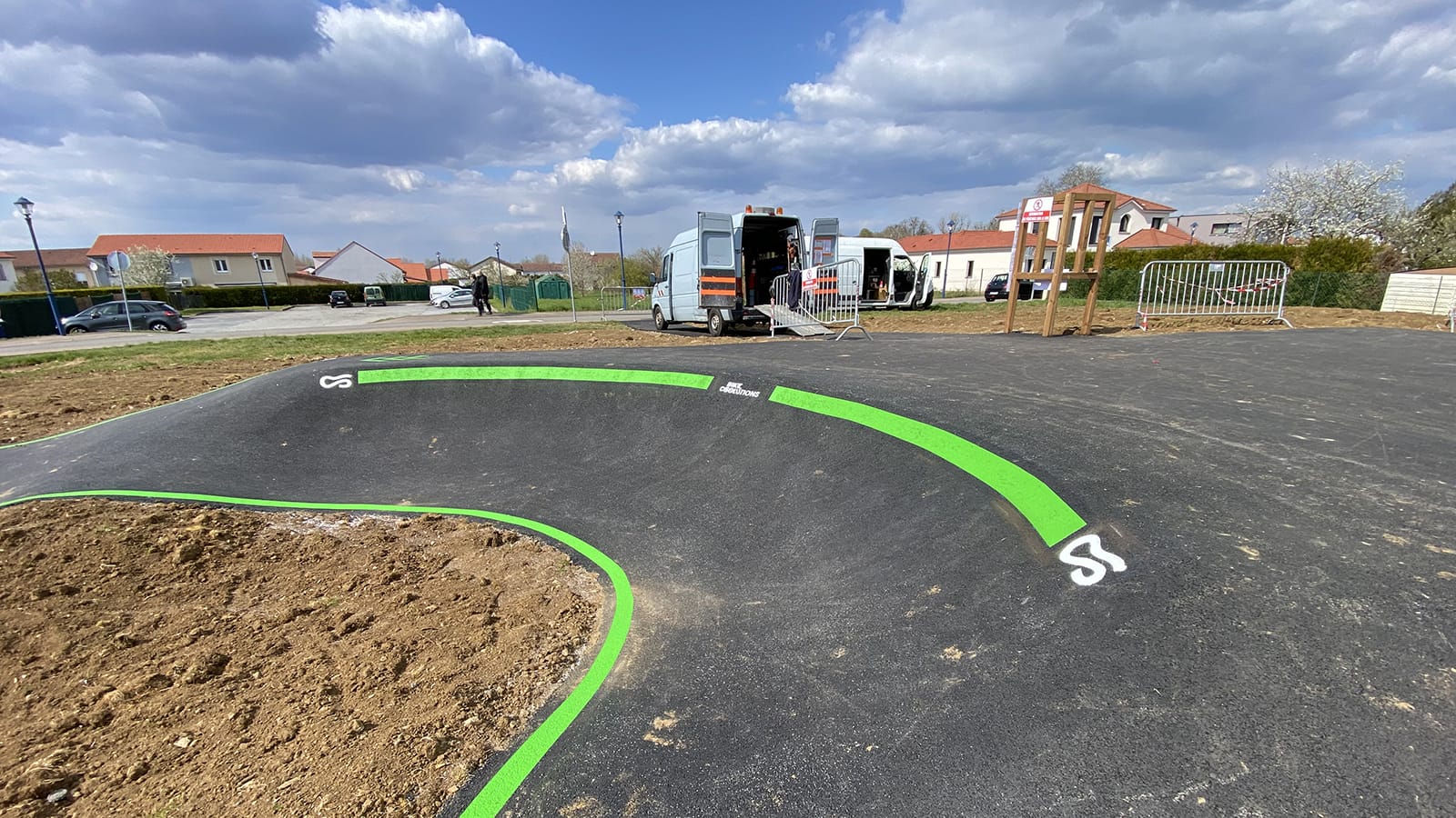 Pumptrack de Ennery (57) - Réalisation C2 MARQUAGE