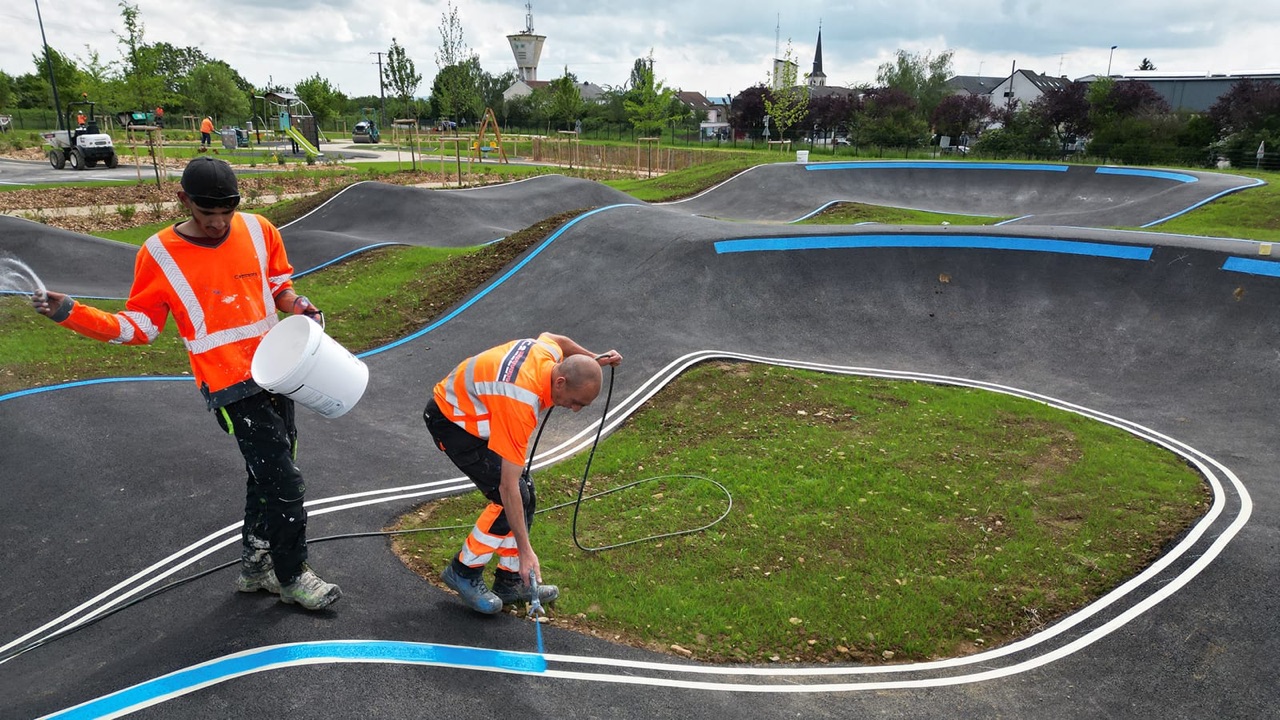 Pumptrack de Illange (57) - Réalisation C2 MARQUAGE