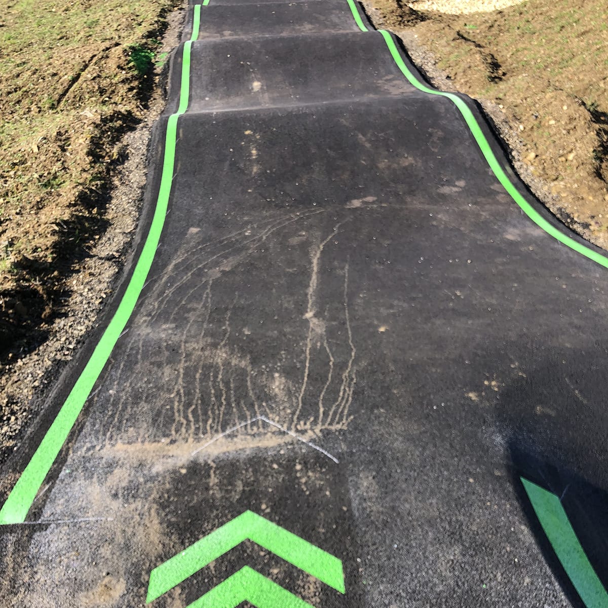 Pumptrack de Landres (54) - Réalisation C2 MARQUAGE