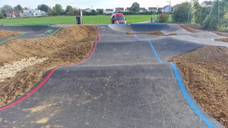 Pumptrack de Mexy (54) - Réalisation C2 MARQUAGE