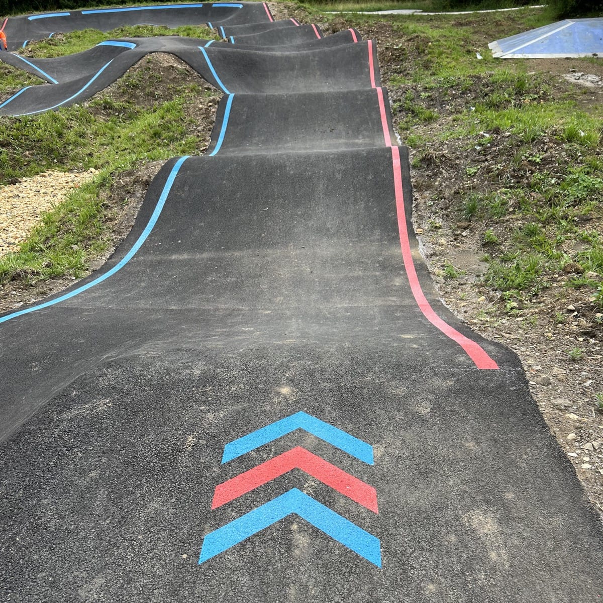 Pumptrack de Trieux (54) - Réalisation C2 MARQUAGE