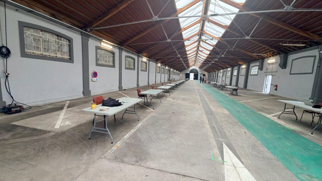 Allée du Salon des Maires de Toul avant l'installation des stands